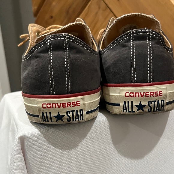 Converse charcoal grey and cream Low-Top Sneakers - Picture 6 of 11